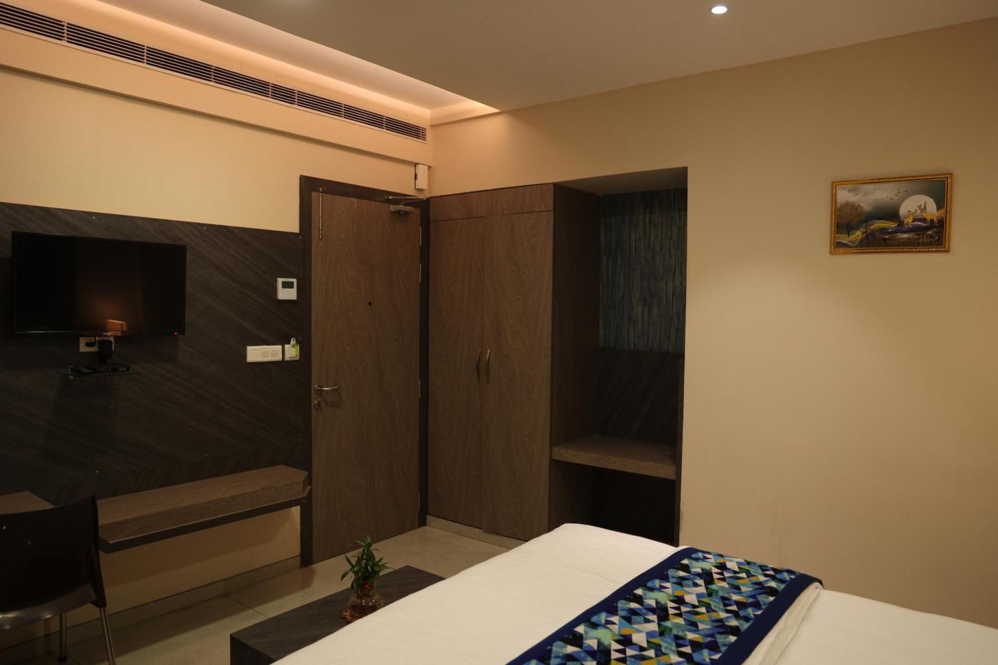 Hotel Pinaka Inn Lucknow Dış mekan fotoğraf