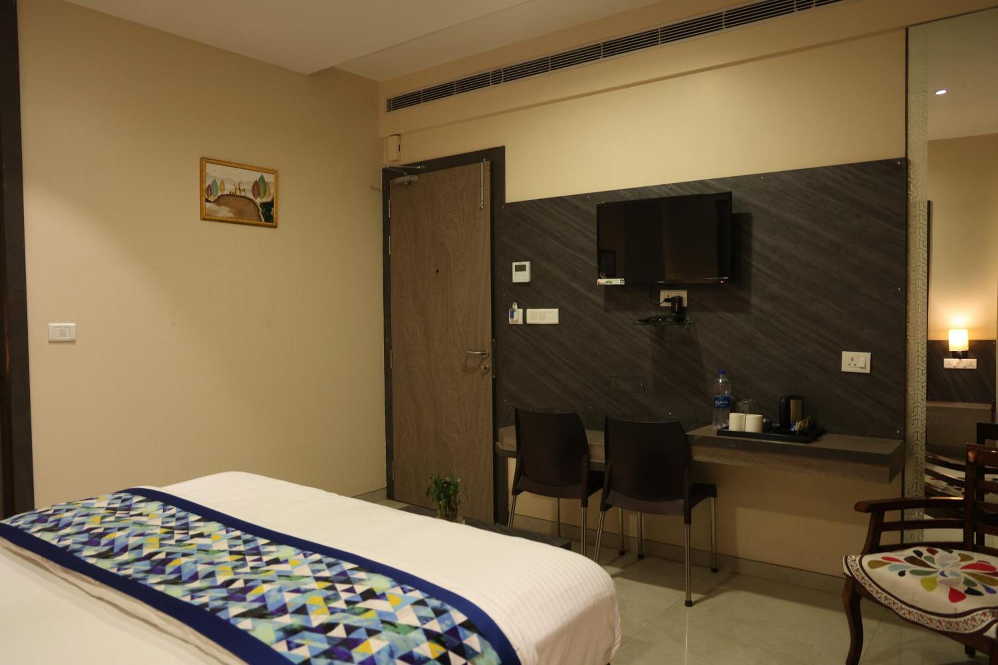 Hotel Pinaka Inn Lucknow Dış mekan fotoğraf